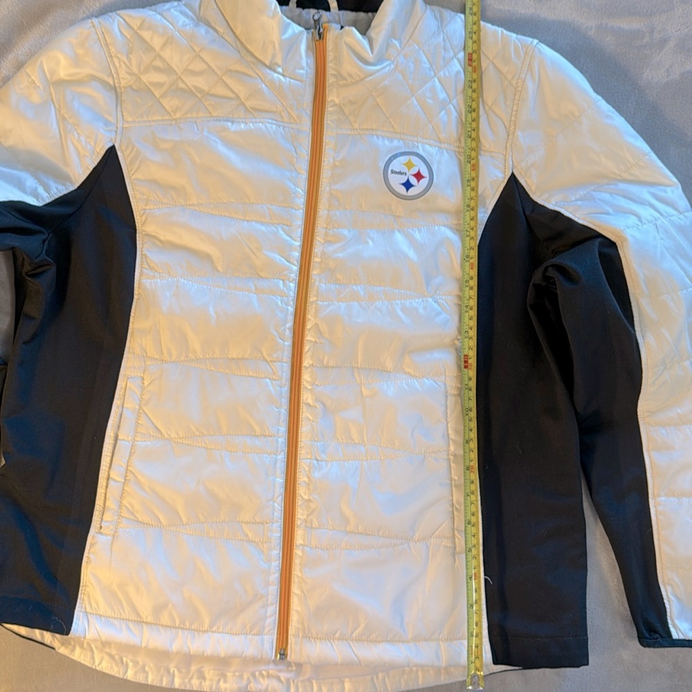 Woman’s Steelers Jacket